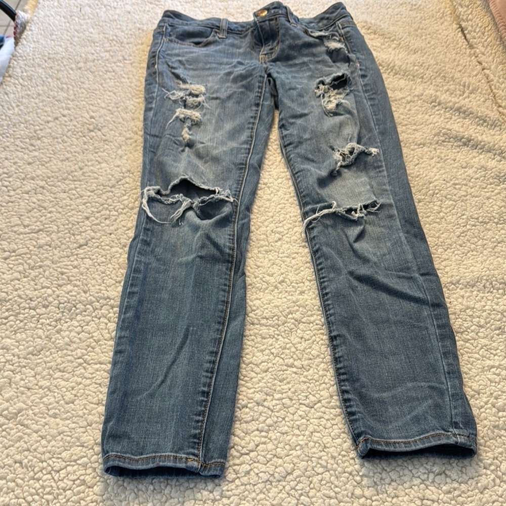 American Eagle Outfitters Blue Legging Jeans with Distressed Design